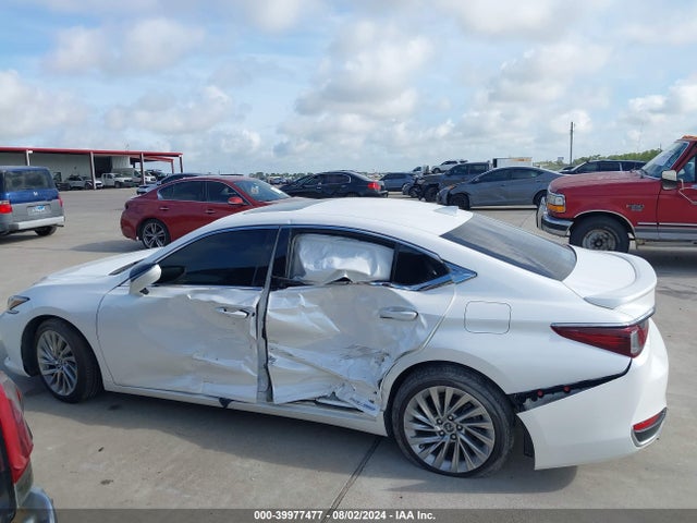 Lexus Es 300h Luxury 2020 58AE21B13LU011670 Image 14