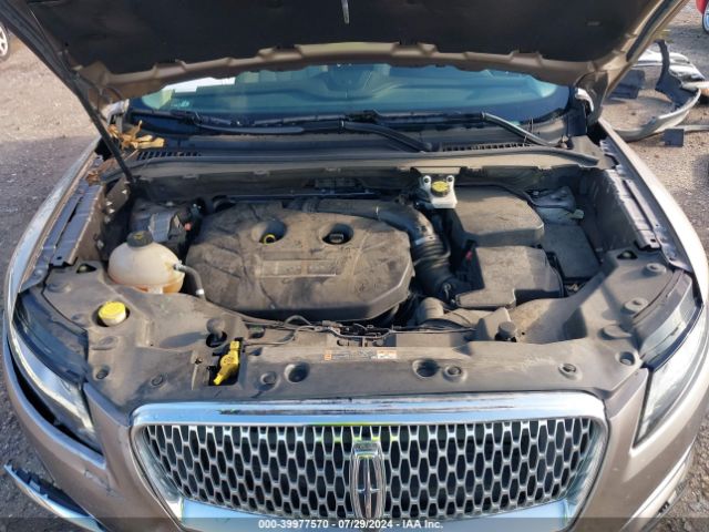 5LMCJ1C9XKUL17492 Lincoln Mkc Standard