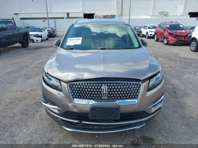 5LMCJ1C9XKUL17492 Lincoln Mkc Standard