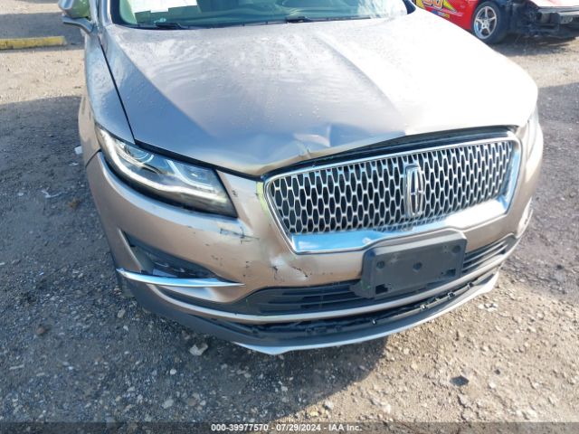 5LMCJ1C9XKUL17492 Lincoln Mkc Standard