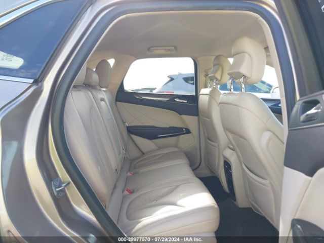 5LMCJ1C9XKUL17492 Lincoln Mkc Standard