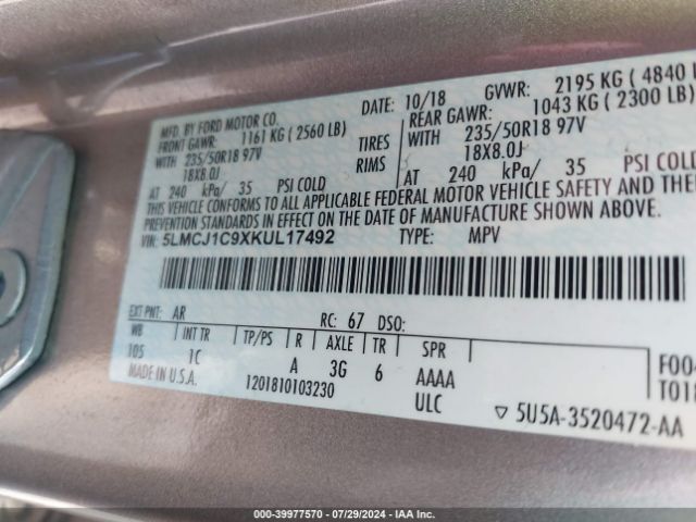 5LMCJ1C9XKUL17492 Lincoln Mkc Standard