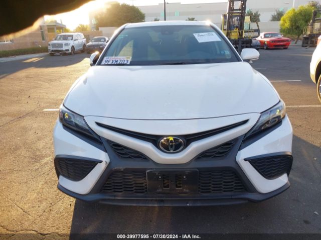 4T1T11AK2PU817212 Toyota CAMRY SE