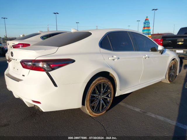 4T1T11AK2PU817212 Toyota CAMRY SE