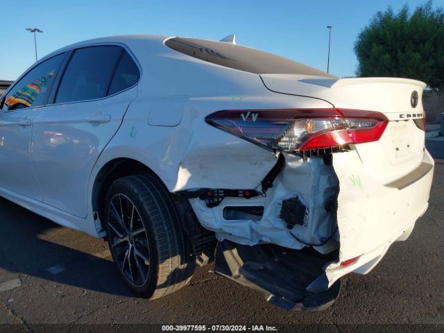 4T1T11AK2PU817212 Toyota CAMRY SE