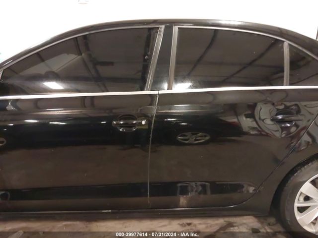 3VWLA7AJ2FM302306 Volkswagen Jetta 2.0l Tdi Se