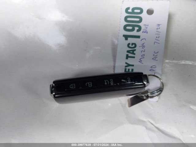 3MZBPACL1NM309607 Mazda Mazda3 Carbon Edition