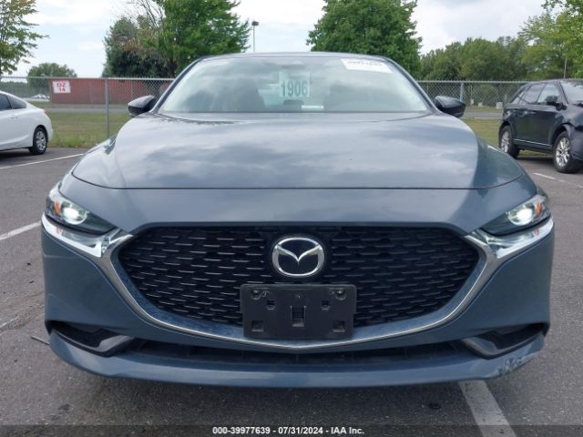 3MZBPACL1NM309607 Mazda Mazda3 Carbon Edition