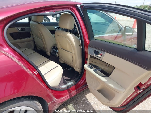2012 JAGUAR XF SAJWA0HB5CLS52053 Photo 7