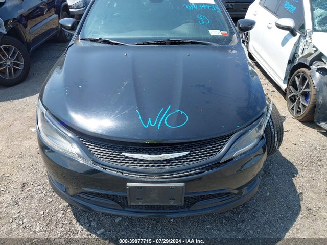 1C3CCCDG6FN615679 Chrysler 200 S