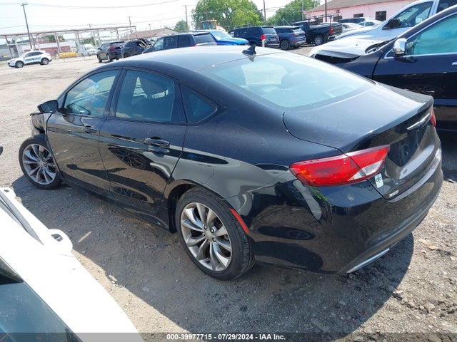 1C3CCCDG6FN615679 Chrysler 200 S