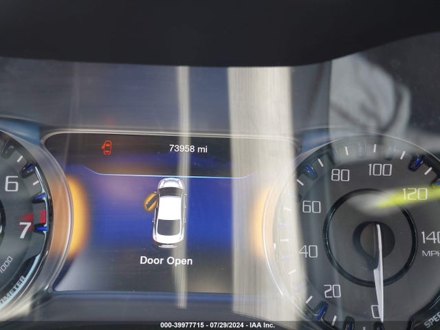 1C3CCCDG6FN615679 Chrysler 200 S