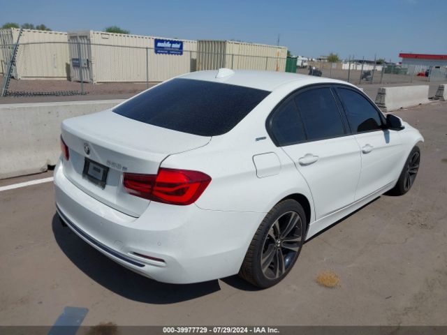 WBA8E1C58JA165692 BMW 330e Iperformance