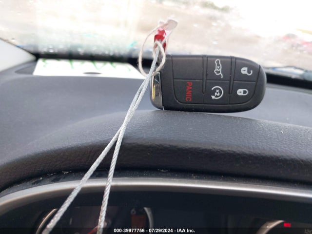 3C4NJDBB7JT433439 Jeep Compass Altitude 4x4