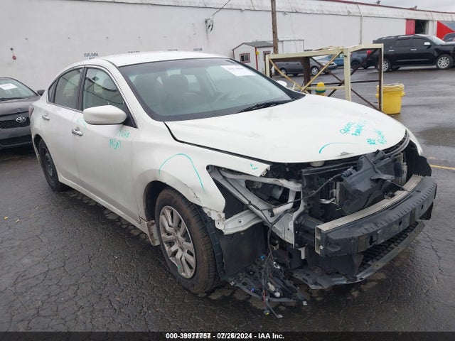 Nissan Altima 2.5 S 2015 1N4AL3AP3FC186400 Image 1