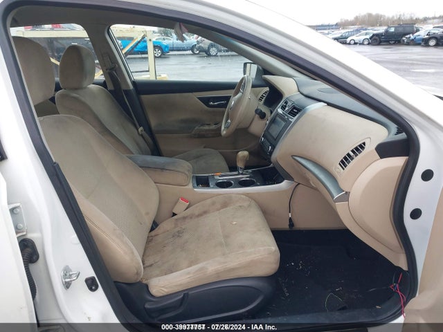 Nissan Altima 2.5 S 2015 1N4AL3AP3FC186400 Image 5