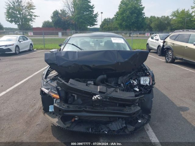 1VWAA7A3XJC041526 Volkswagen Passat 2.0t R-line/2.0t S