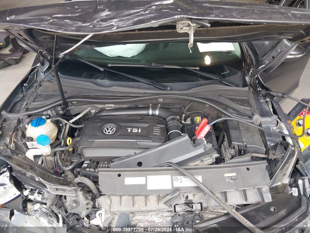 1VWBT7A35GC011129 Volkswagen Passat 1.8t Se