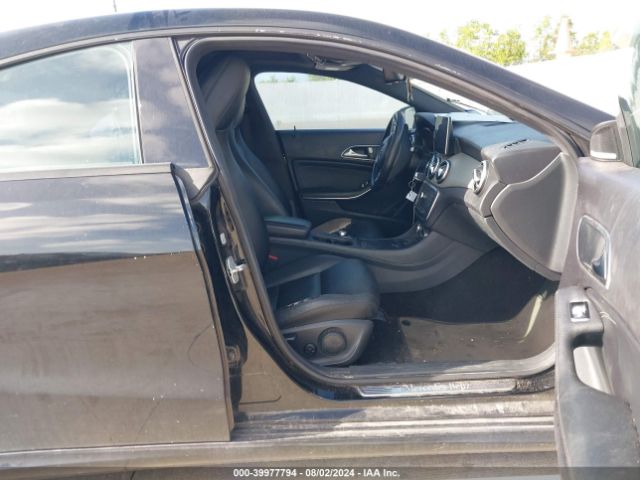 WDDSJ4EB7FN279679 Mercedes-Benz CLA 250