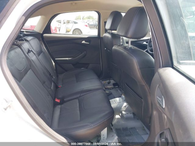 1FADP3K28EL258811 Ford FOCUS SE
