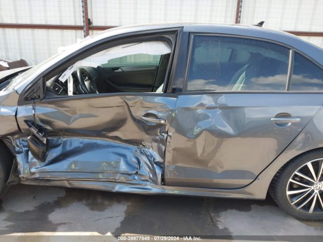 3VWD17AJ8GM347014 Volkswagen Jetta 1.8t Sport
