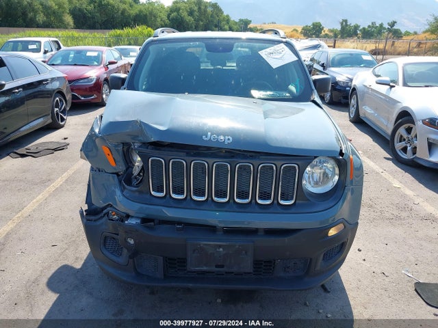 ZACCJBAB5JPJ38096 Jeep Renegade Sport 4x4
