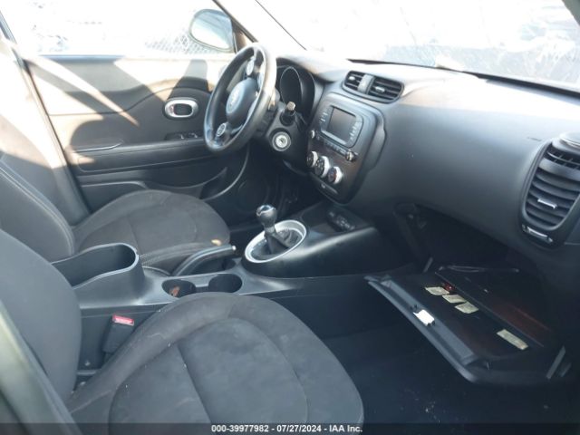 KNDJN2A2XJ7523794 KIA Soul