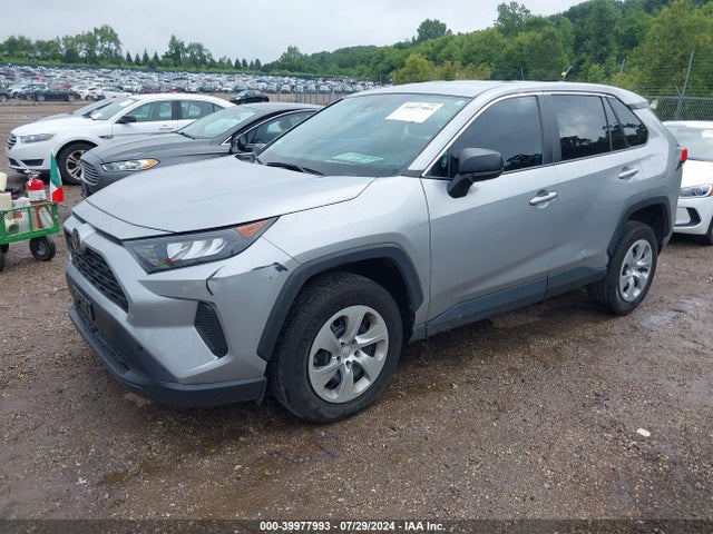 Toyota RAV4 LE 2022 2T3F1RFV2NW276536 Image 2