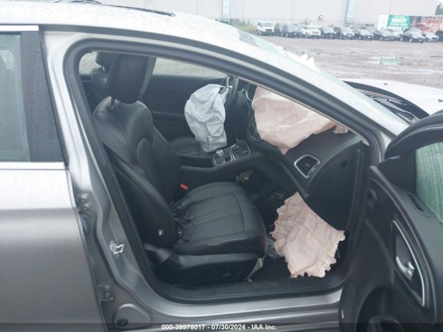 1C3CCCCG9FN700758 Chrysler 200 C