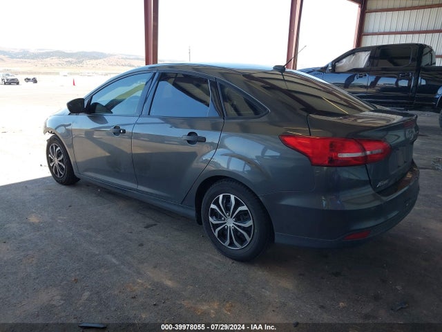 Ford FOCUS S 2016 1FADP3E29GL345728 Image 3