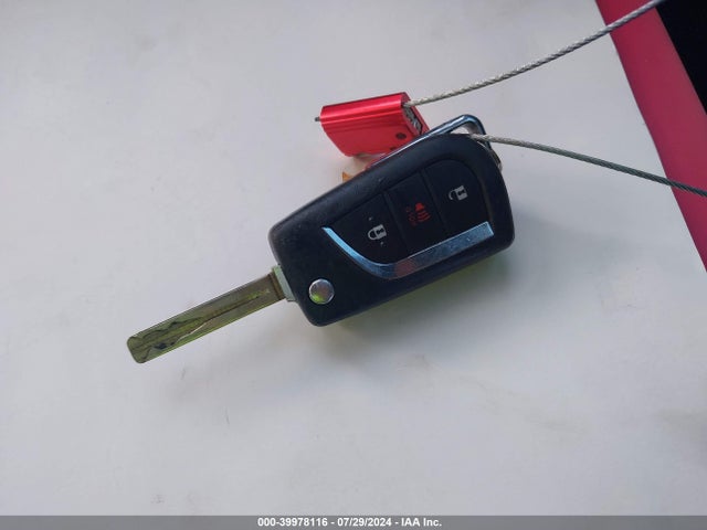 Toyota RAV4 LE 2019 2T3H1RFVXKC010624 Image 11