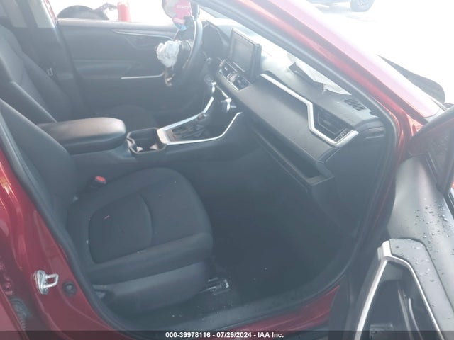 Toyota RAV4 LE 2019 2T3H1RFVXKC010624 Image 5