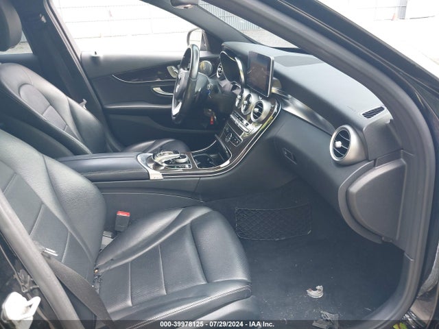 55SWF6GB0FU001984 Mercedes-Benz C 400 4matic