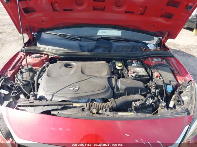 SJKCH5CP0HA018710 Infiniti Qx30 Premium