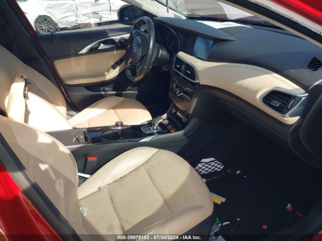 SJKCH5CP0HA018710 Infiniti Qx30 Premium