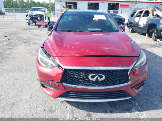 SJKCH5CP0HA018710 Infiniti Qx30 Premium