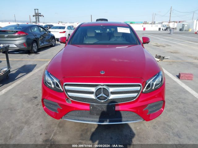WDDZF4JB8KA570327 Mercedes-Benz E 300