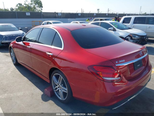WDDZF4JB8KA570327 Mercedes-Benz E 300