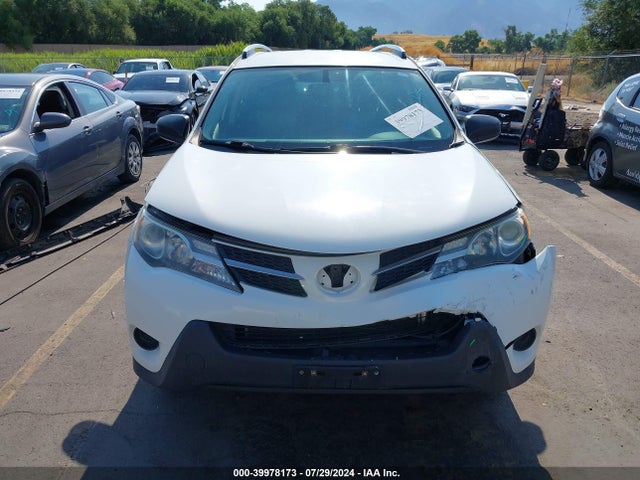 Toyota RAV4 LE 2015 JTMBFREV3FD164134 Image 12