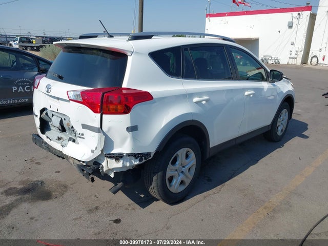 Toyota RAV4 LE 2015 JTMBFREV3FD164134 Image 4