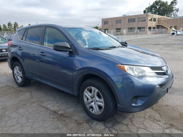 Toyota RAV4 LE 2014 JTMZFREV7ED042017 головне зображення
