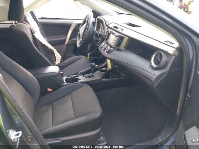 Toyota RAV4 LE 2014 JTMZFREV7ED042017 Image 5