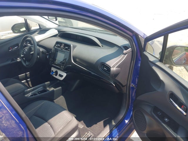 Toyota Prius Two Eco 2016 JTDKARFU7G3521505 Image 5
