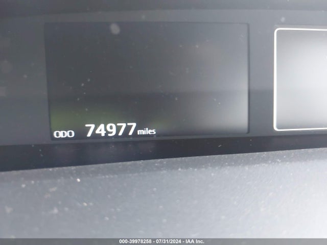 Toyota Prius Two Eco 2016 JTDKARFU7G3521505 Image 7