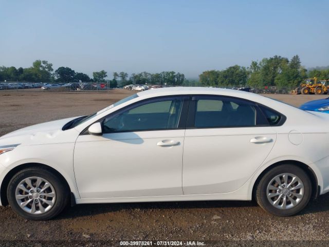 3KPF24AD8KE046778 KIA FORTE FE