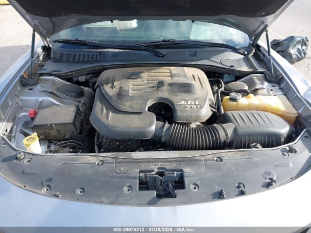 2C3CDXHG5JH169167 Dodge Charger Sxt Plus Rwd