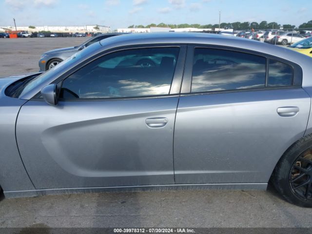 2C3CDXHG5JH169167 Dodge Charger Sxt Plus Rwd
