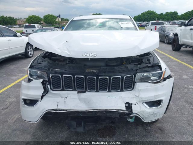 1C4RJEAG2LC365232 Jeep Grand Cherokee Laredo E 4x2