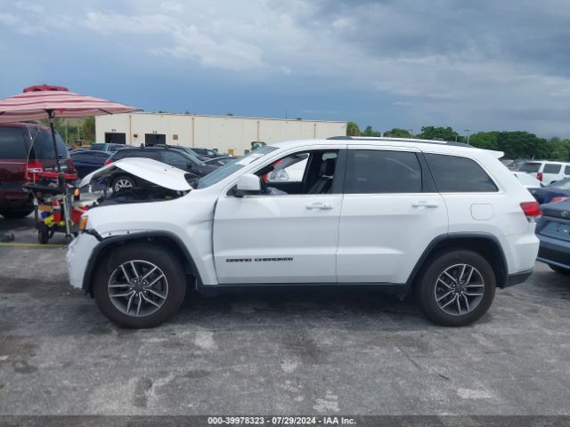 1C4RJEAG2LC365232 Jeep Grand Cherokee Laredo E 4x2