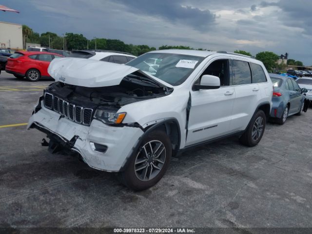 1C4RJEAG2LC365232 Jeep Grand Cherokee Laredo E 4x2